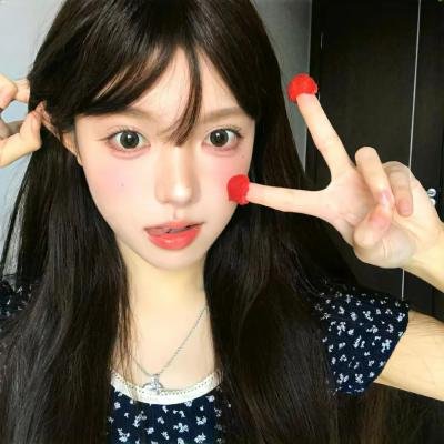 扭曲效应 海报